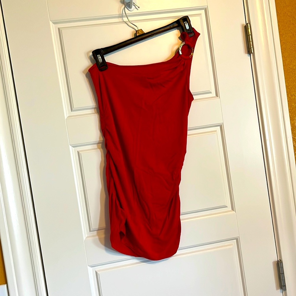 One shoulder red top